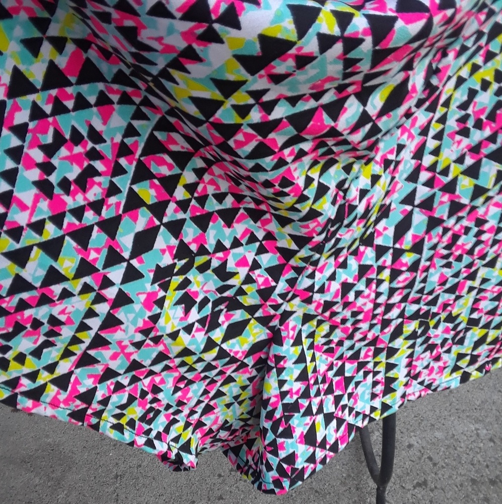 Abstract romper - Picture 4 of 6